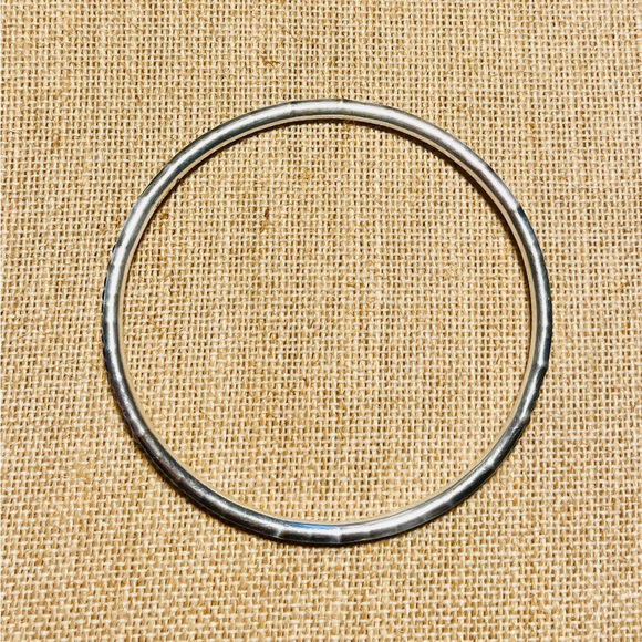 Silpada Flexible Hematite Bangle - Picture 8 of 10